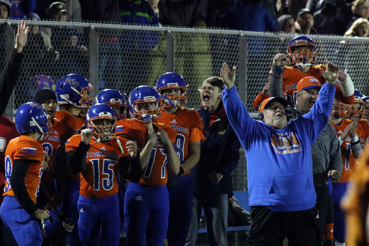 Osceola High Plains FB vs Cross County (47).JPG